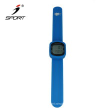 Kleinste Isport Logo W2 USB Android Schlüsselanhänger Fitness Silikon Armband Ce Digital 3D Schrittzähler Uhr